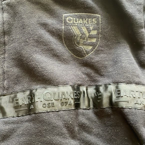 Earthquakes soccer San Jose 1974 black quarter zip with pockets small - Picture 2 of 3